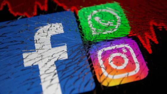 موقع “فيسبوك” يكشف عن سبب انقطاع عمله لأكثر من 6 ساعات