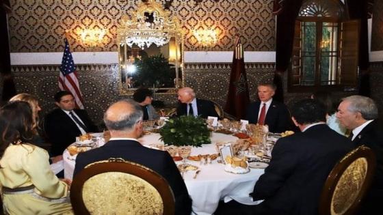 الملك محمد السادس يقيم مأدبة عشاء لوفد من الكونغرس الأمريكي