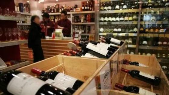 السلطات تمنع بيع الخمور للأجانب المقيمين بأكادير