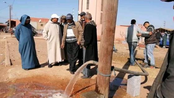 حفر بئر لتزويد الساكنة بالماء الشروب بجماعة مطران اقليم سيدي بنور (صور)