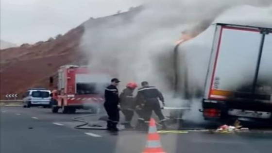 اندلاع حريق بشاحنة كبيرة بالطريق السيار أكادير مراكش