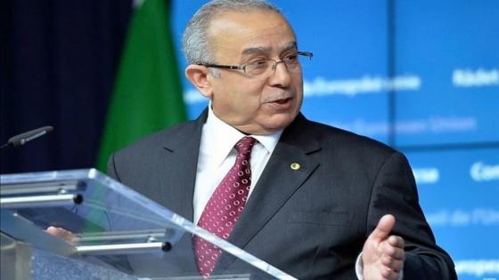 الجزائر تستدعي سفيرها في المغرب “للتشاور”