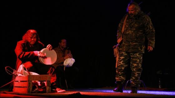 عودة مسرحية “تاخشبت” لفرقة أمزيان للمسرح