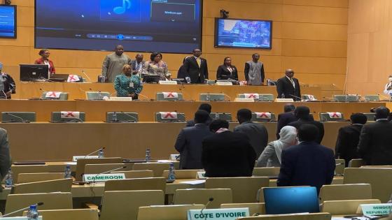 وزراء العدل الأفارقة يصفقون بحرارة لفوز المنتخب المغربي على البرتغال