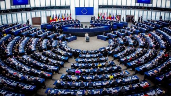 تعالي الأصوات المنددة في البرلمان الأوروبي بالقرار الجزائري